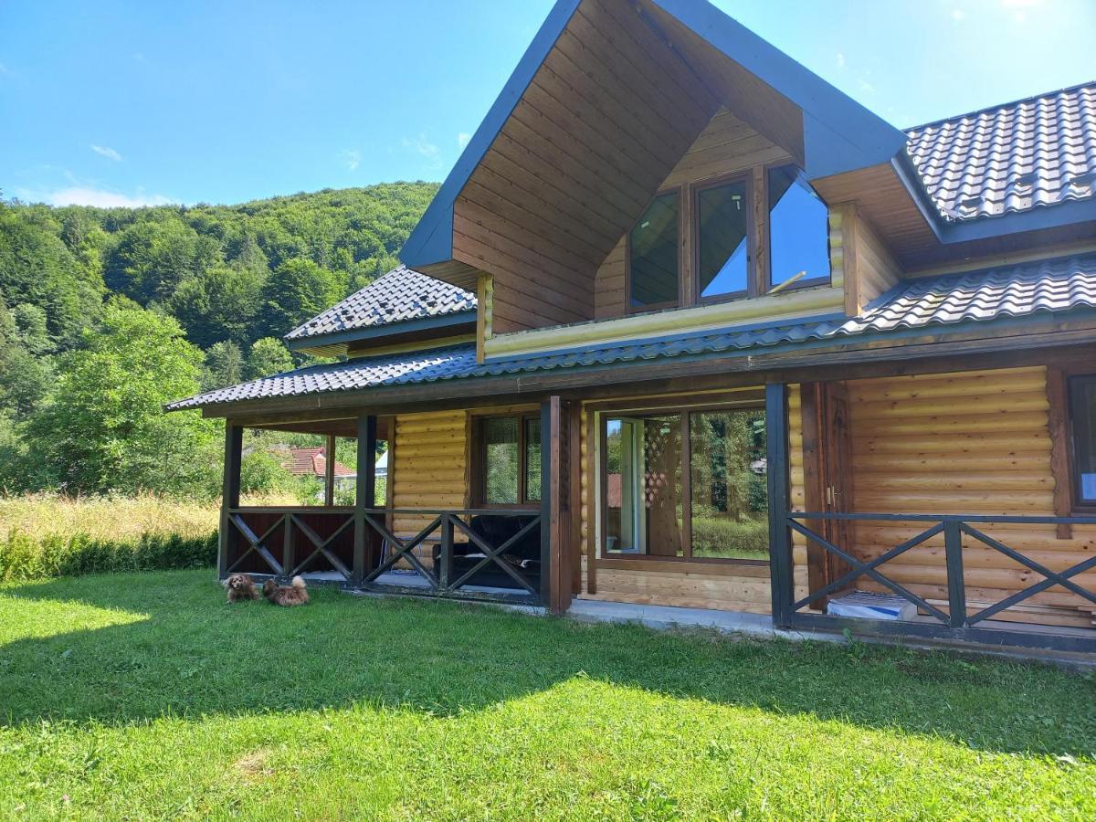 Садиба Федорчуків За Рікою Sheshory Exterior foto